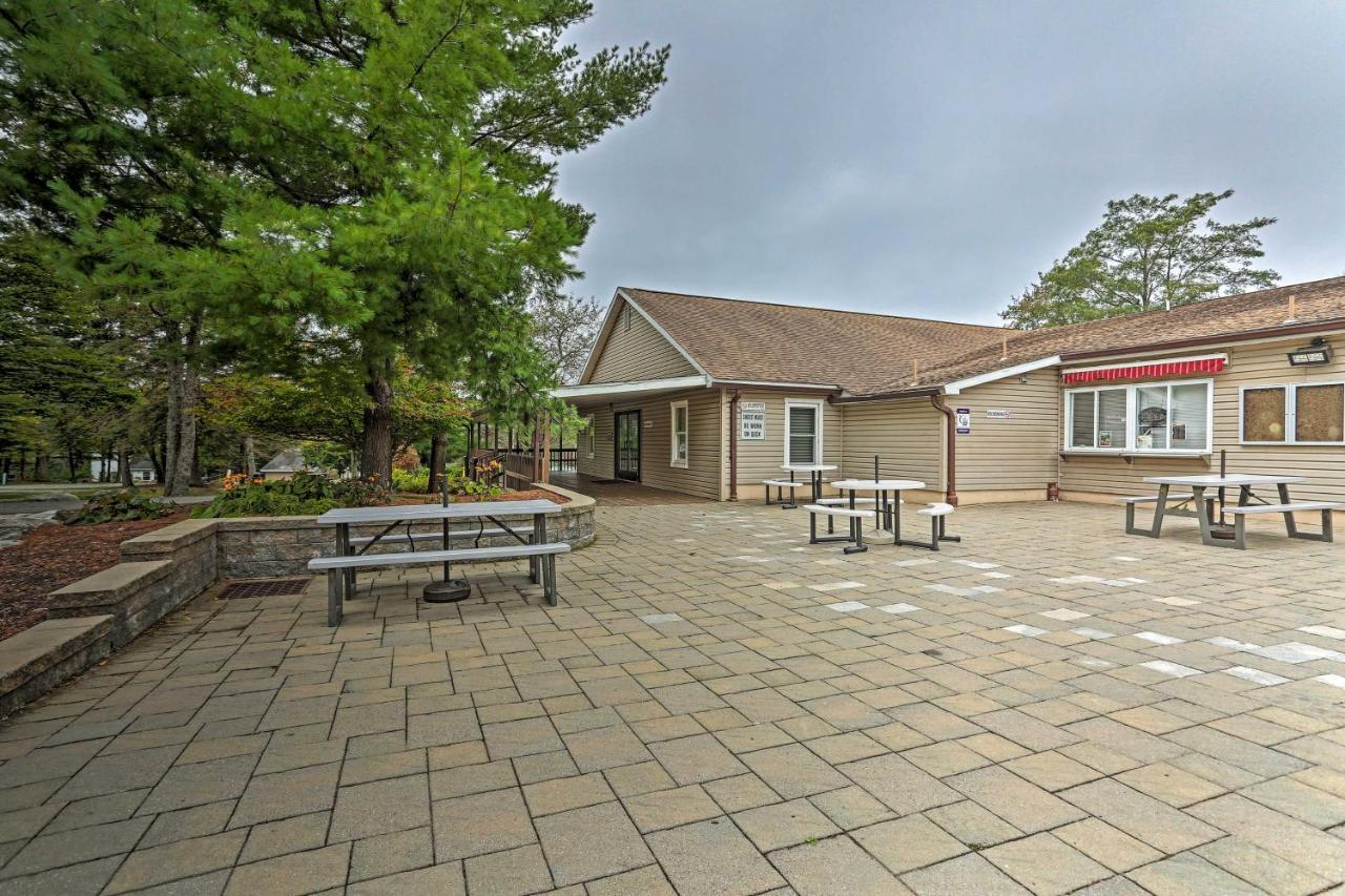 Holiday home With Hot Tub And Fire Pit Walk To Tobyhanna
